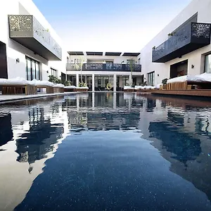 Cesar & Hotel